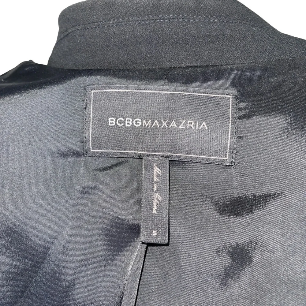 BCBGMaxAzria classic black blazer small - Picture 4 of 4